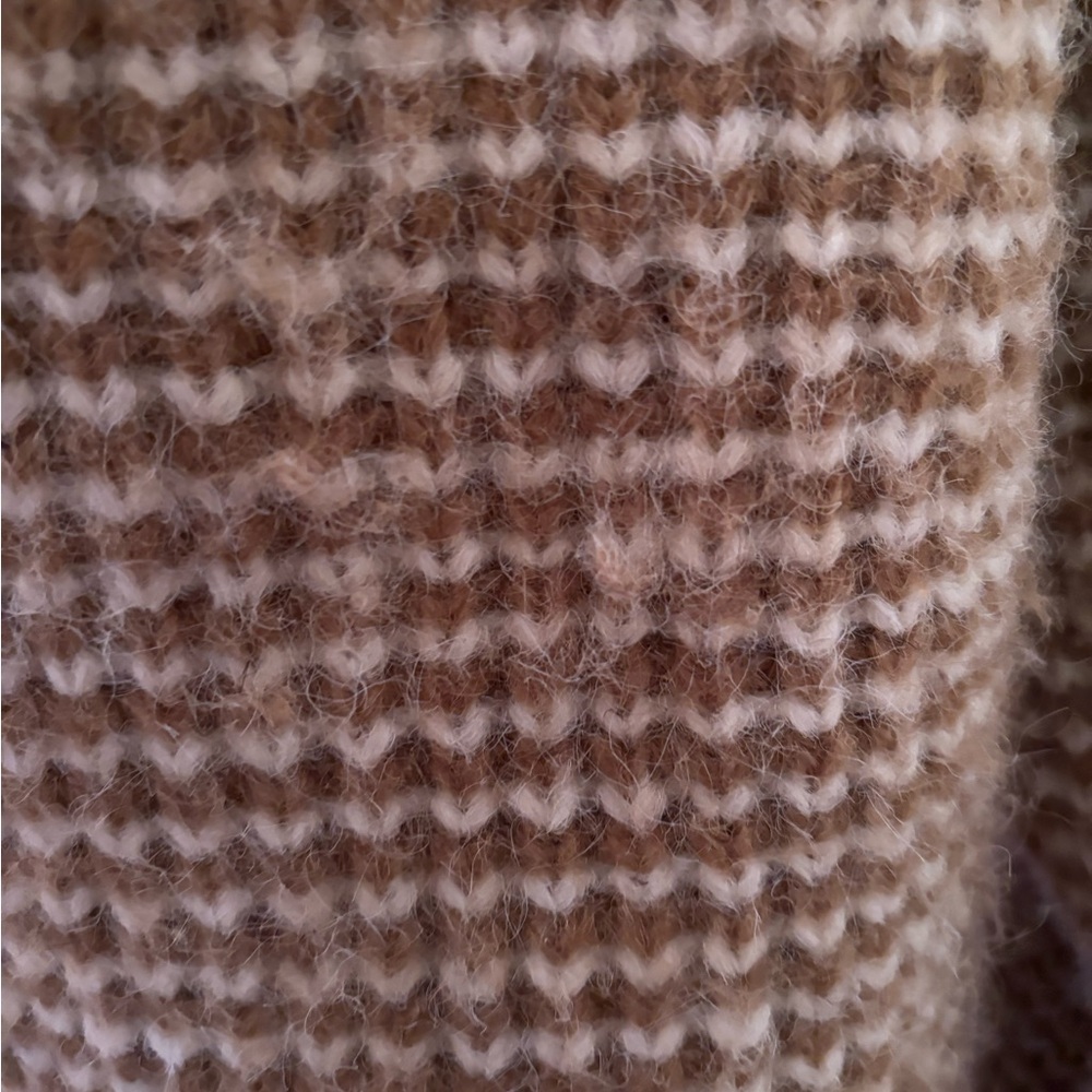 Banana Republic Cozy Brown Knit Sweater - Picture 7 of 7